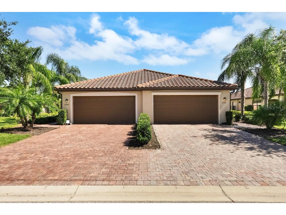 6509 Candlestick Drive Bradenton FL 34212 A4660011 image1