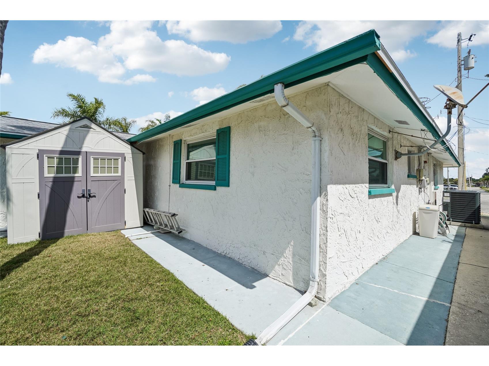 6509 Nautical Isle Hudson FL 34667 TB8483493 image37