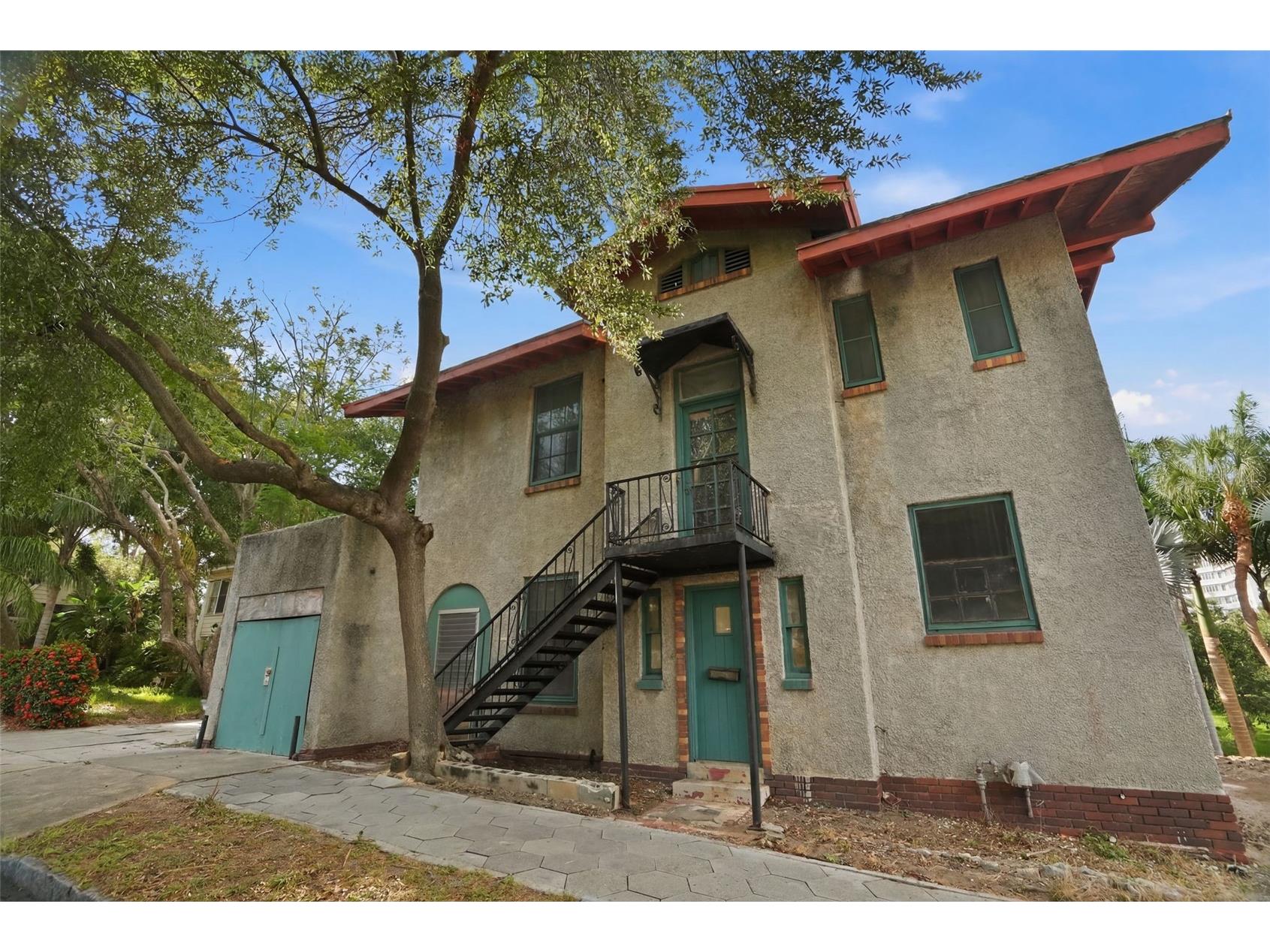 651 10th Ave S Saint Petersburg FL 33701 TB8523393 image2
