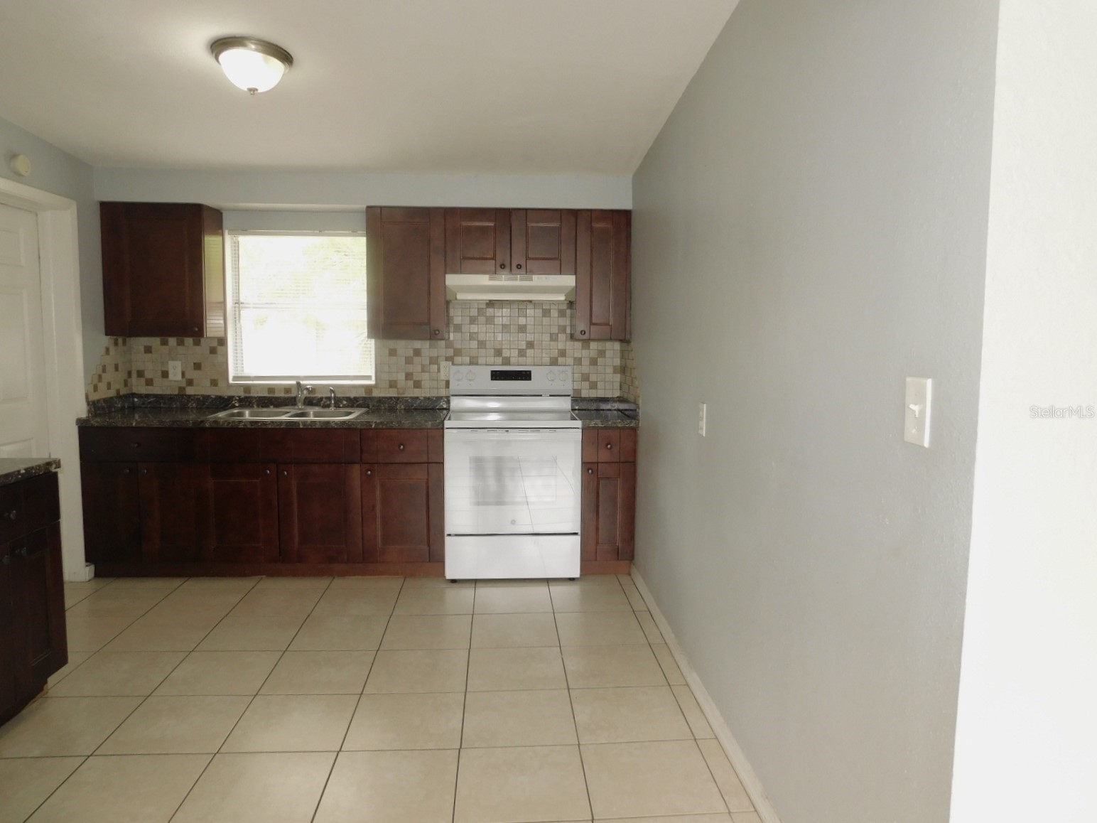 651 12th Avenue N Safety Harbor FL 34695 TB8517186 image5