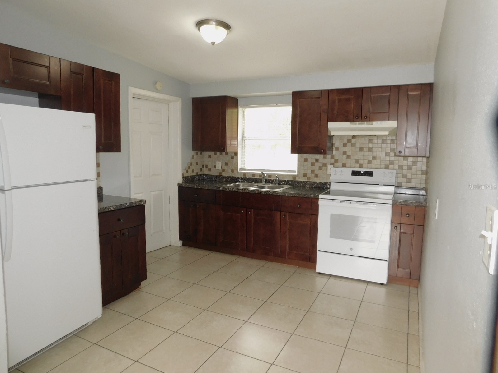 651 12th Avenue N Safety Harbor FL 34695 TB8517186 image6