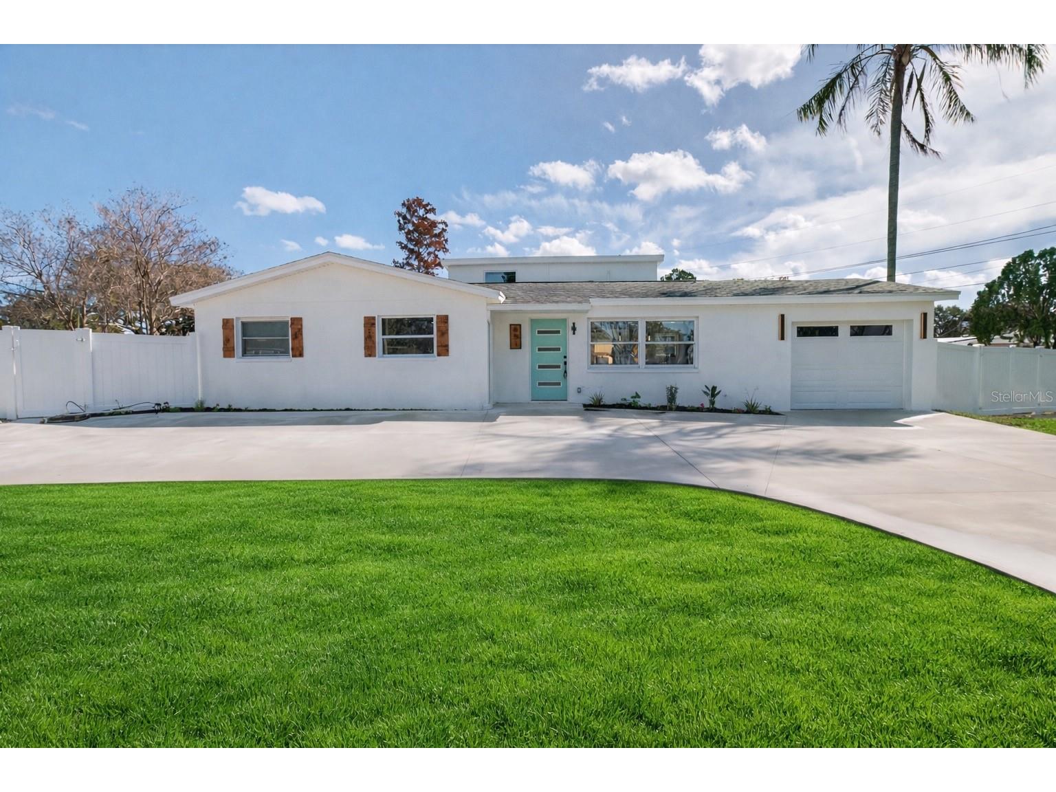 651 20th Street NW Largo FL 33770 TB8468467 image1
