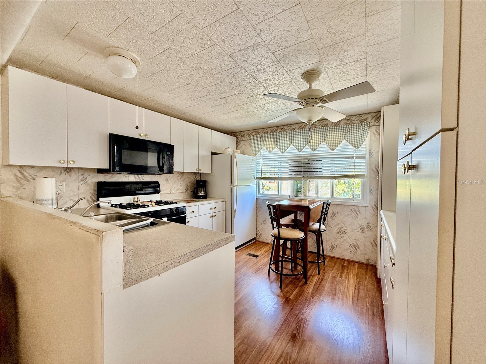 651 54th Lane S #14 Gulfport FL 33707 TB8489133 image16