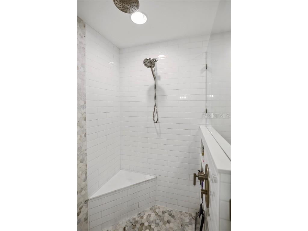 651 64th Avenue Saint Pete Beach FL 33706 TB8436130 image13