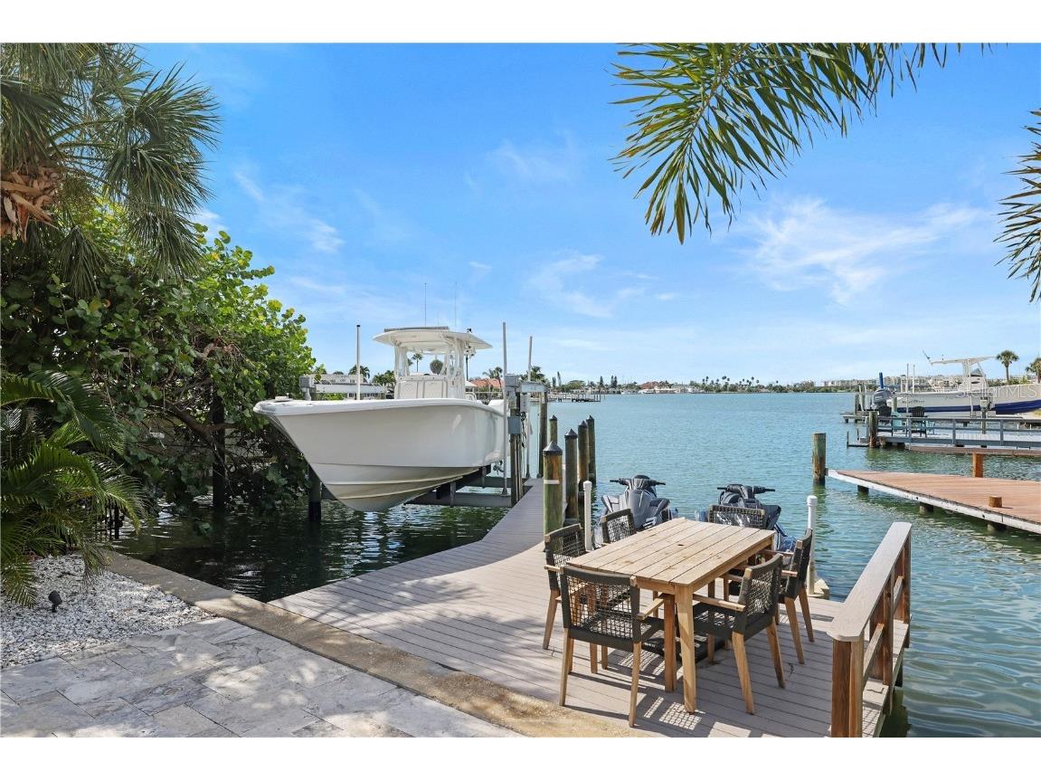 651 64th Avenue Saint Pete Beach FL 33706 TB8436130 image26