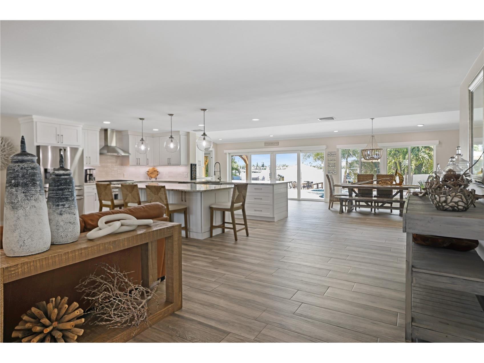 651 64th Avenue Saint Pete Beach FL 33706 TB8521840 image4