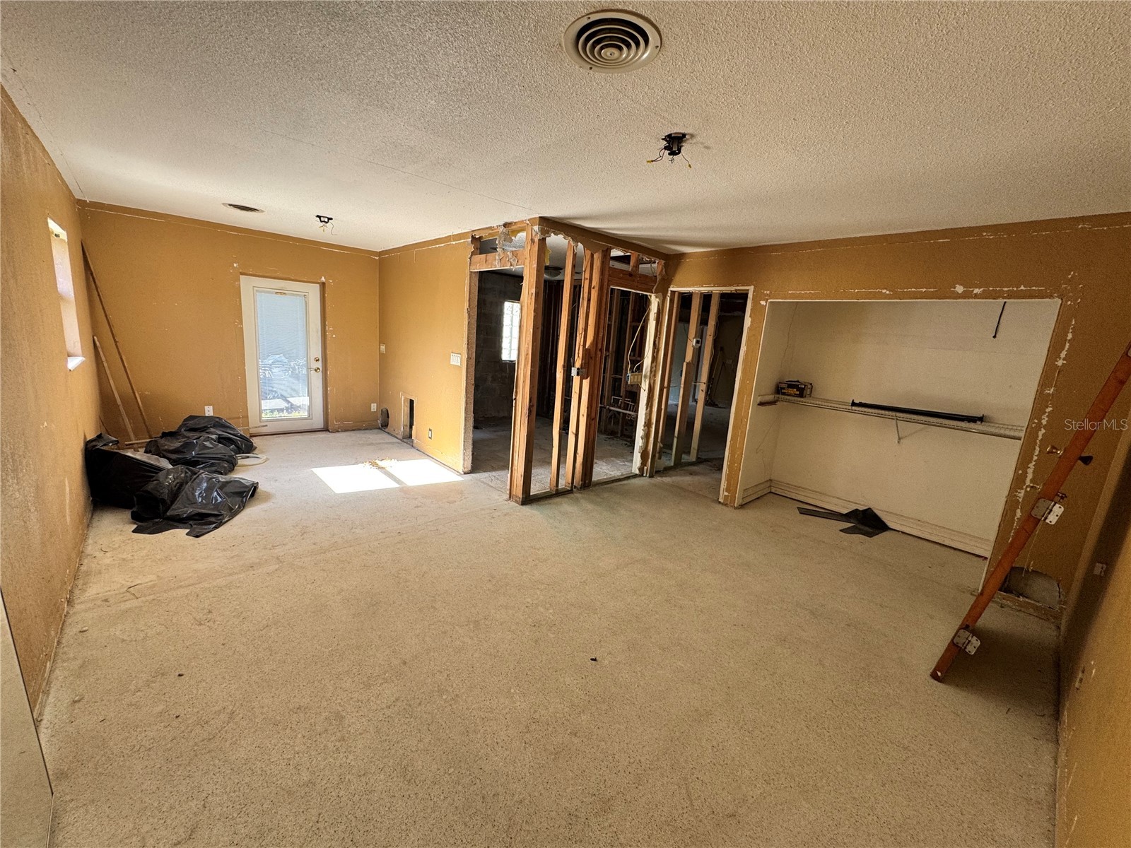 651 69th Avenue S Saint Petersburg FL 33705 L4960533 image12