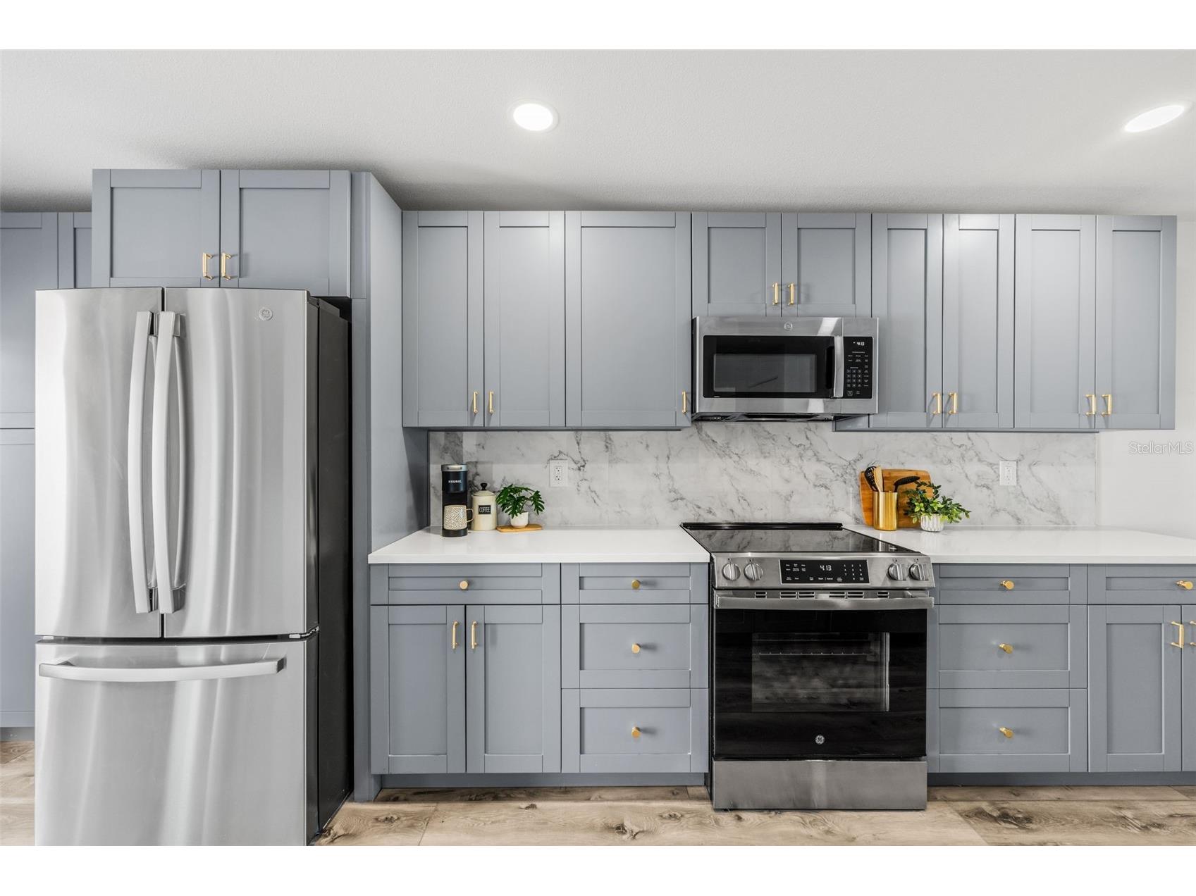 651 Boca Ciega Point Boulevard S Saint Petersburg FL 33708 - INTRACOASTAL TO GULF O6385415 image12