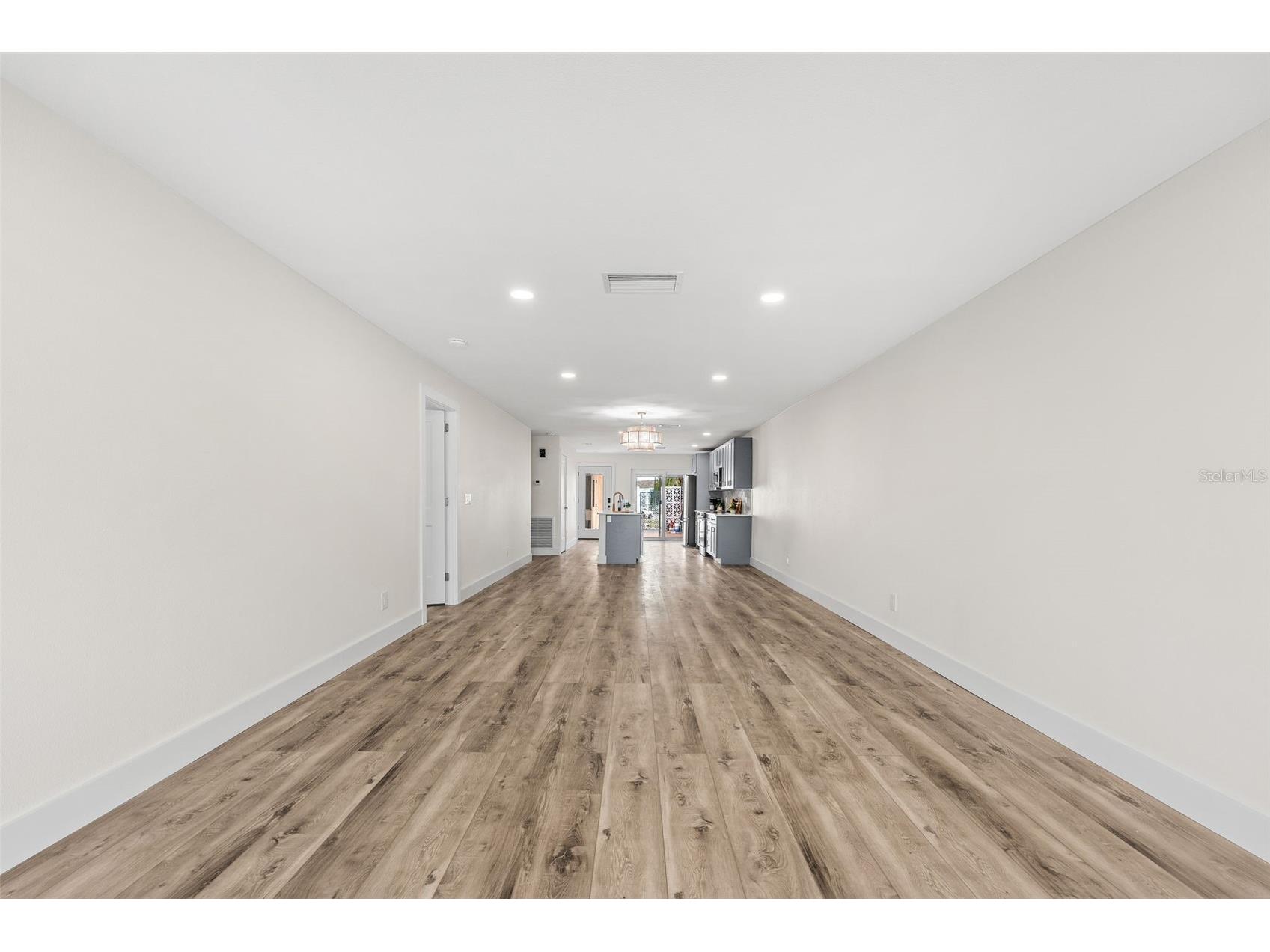 651 Boca Ciega Point Boulevard S Saint Petersburg FL 33708 - INTRACOASTAL TO GULF O6385415 image19