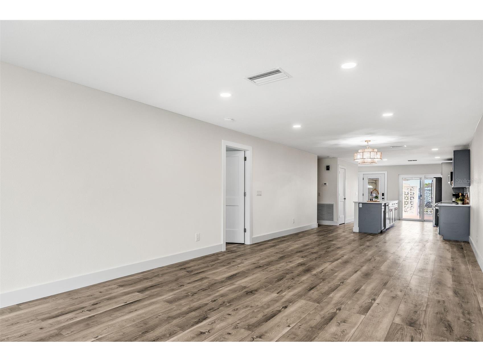 651 Boca Ciega Point Boulevard S Saint Petersburg FL 33708 - INTRACOASTAL TO GULF O6385415 image20