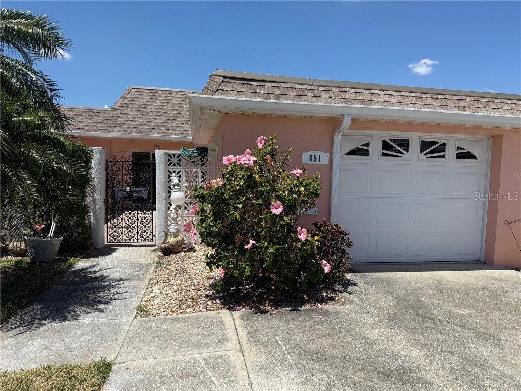 651 Boca Ciega Point Boulevard S Saint Petersburg FL 33708 TB8384049 image1
