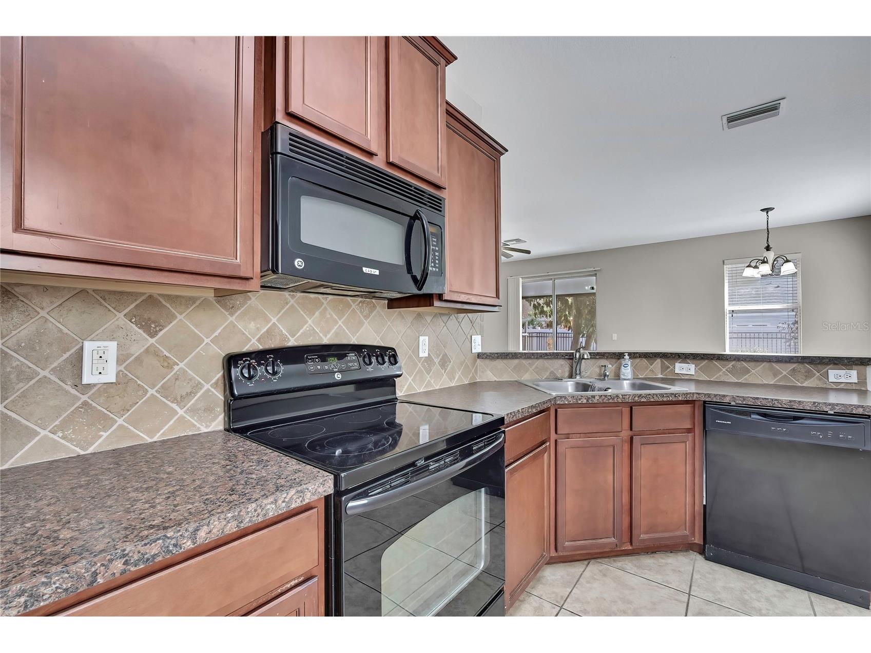651 Breezeway Court Brandon FL 33511 TB8476483 image9