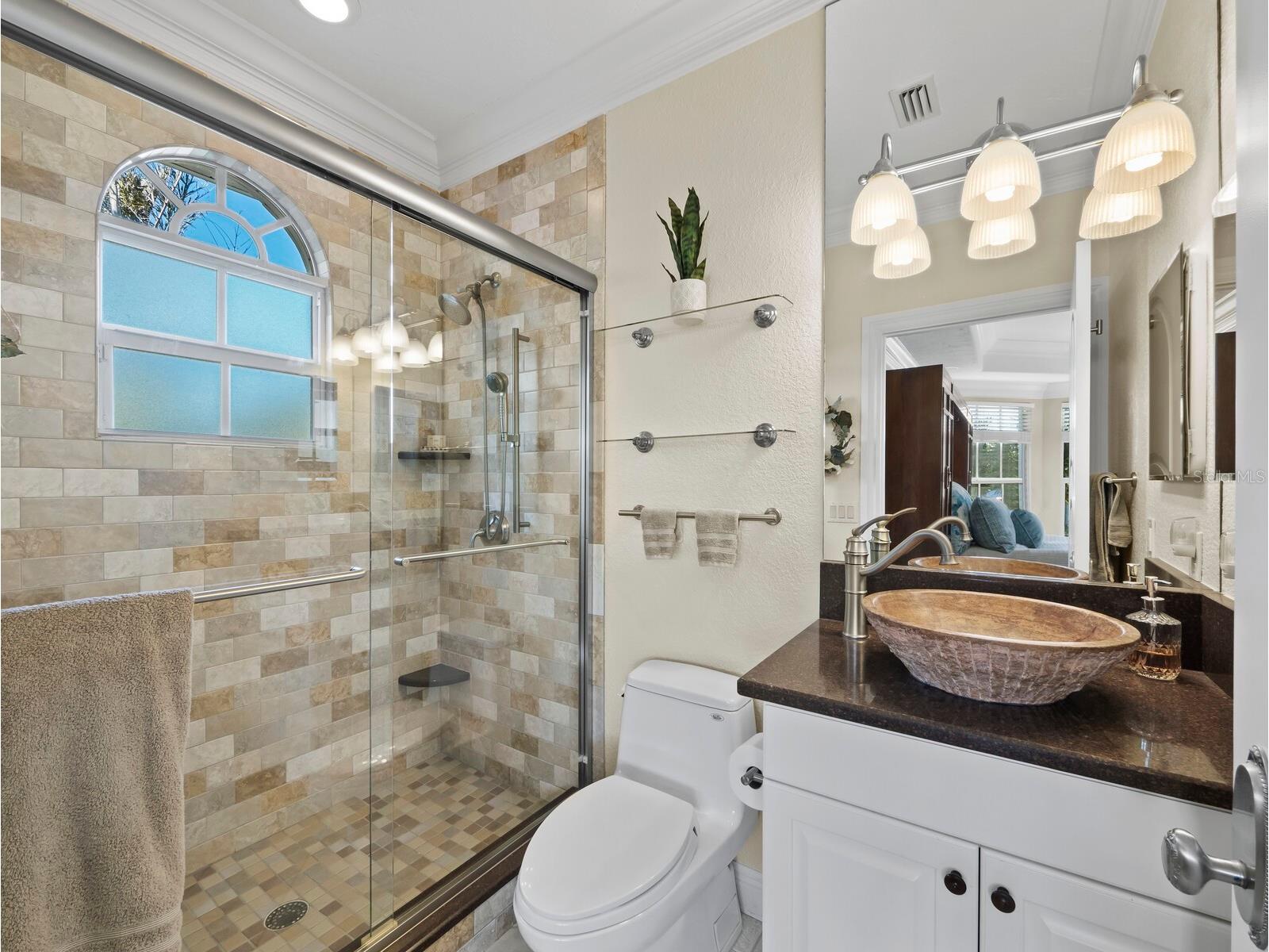 651 Broadway Street Longboat Key FL 34228 A4672952 image22