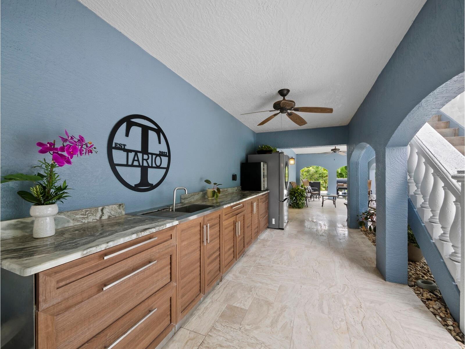 651 Broadway Street Longboat Key FL 34228 A4672952 image41