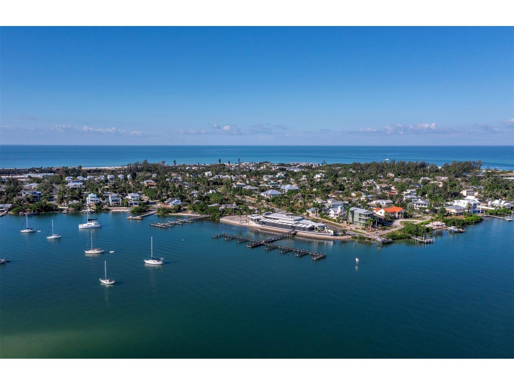 651 Broadway Street Longboat Key FL 34228 A4672952 image54