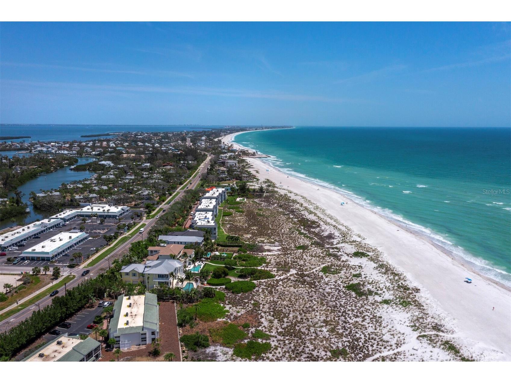 651 Broadway Street Longboat Key FL 34228 A4672952 image75