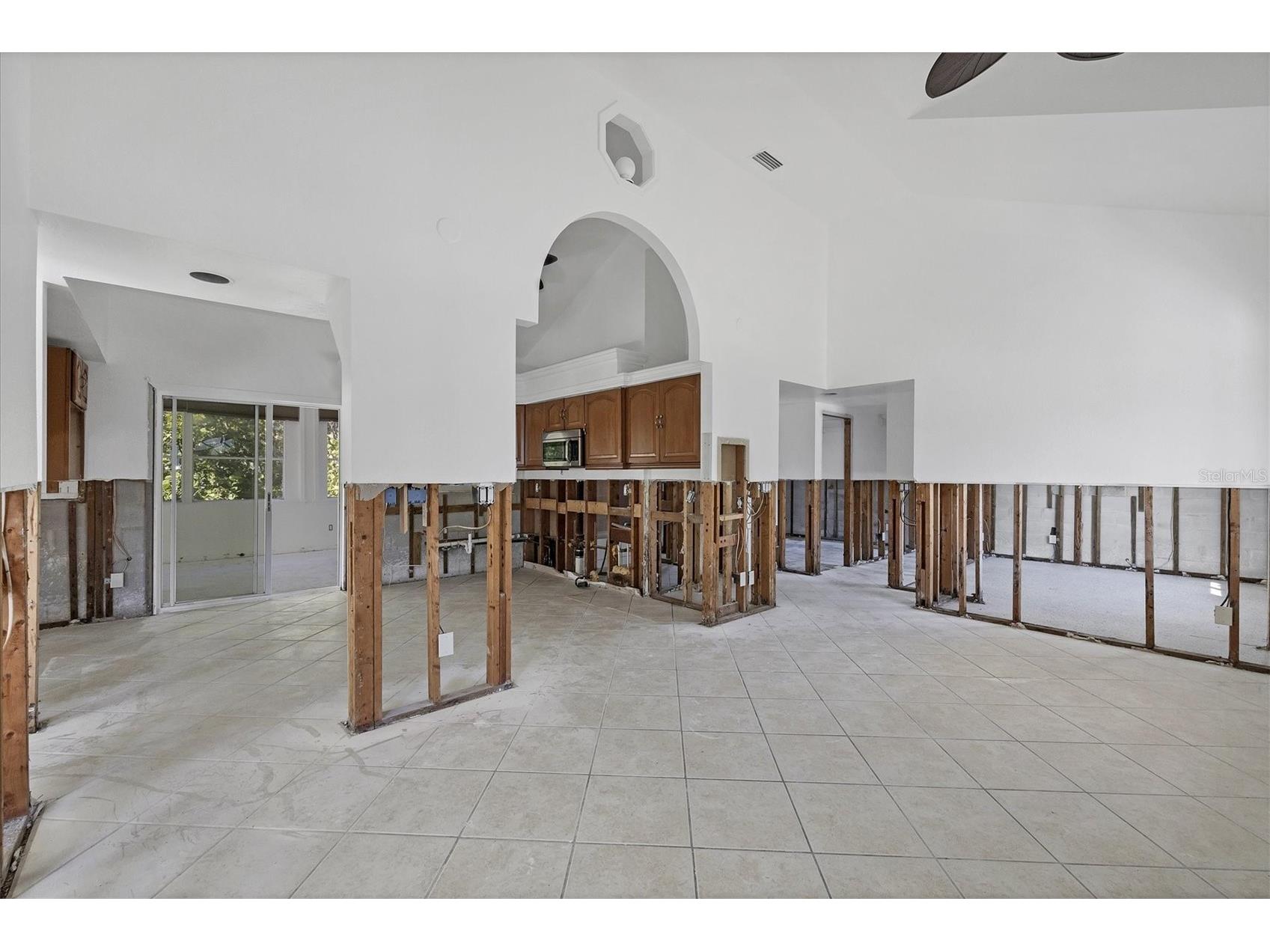 651 Jungle Queen Way Longboat Key FL 34228 A4680514 image16