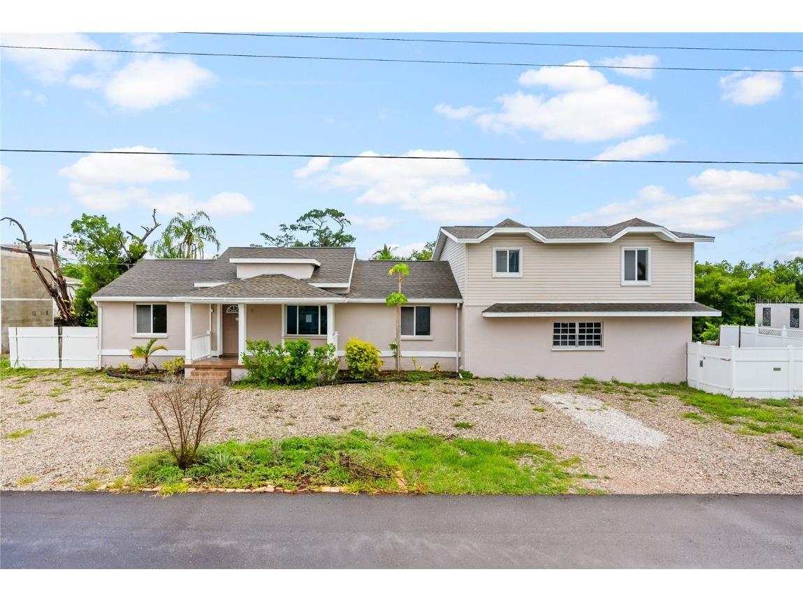 651 Jungle Queen Way Longboat Key FL 34228 U8252397 image1