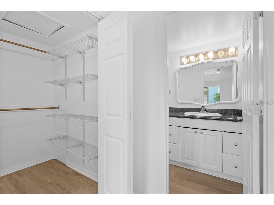 651 Jungle Queen Way Longboat Key FL 34228 U8252397 image17