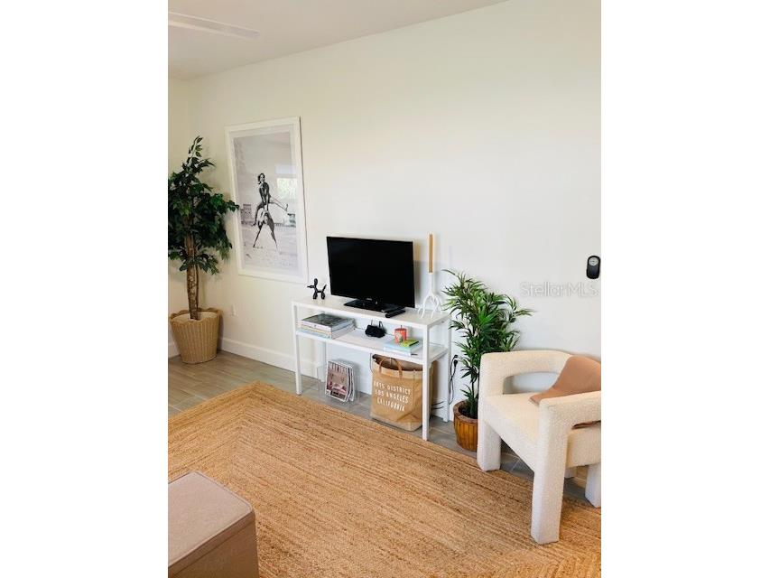 651 Madison Court Sarasota FL 34236 GC538888 image17