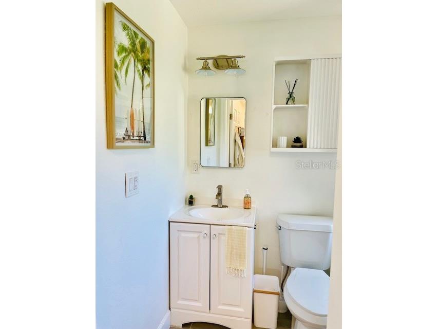 651 Madison Court Sarasota FL 34236 GC538888 image27