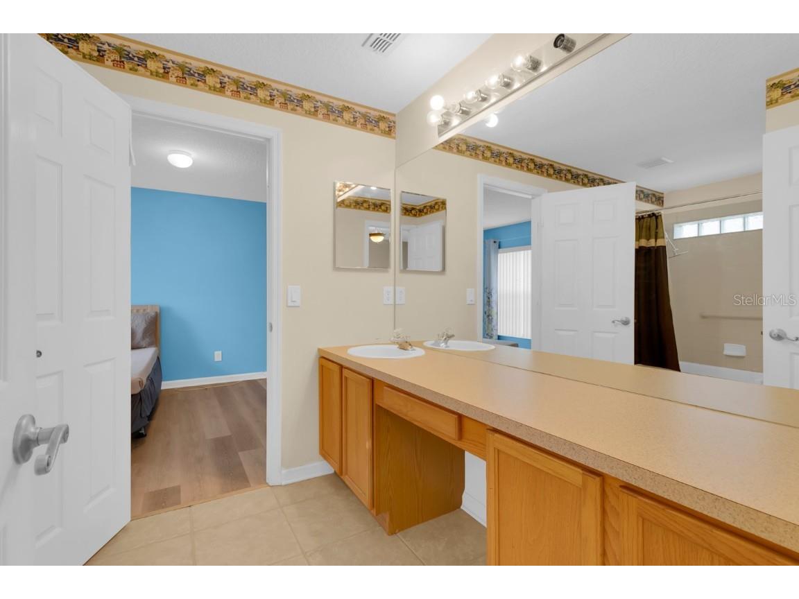 651 Regina Circle Oakland FL 34787 - JOHN'S LAKE S5129810 image19