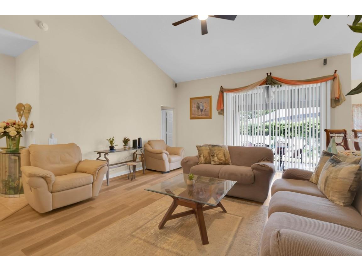 651 Regina Circle Oakland FL 34787 - JOHN'S LAKE S5129810 image8