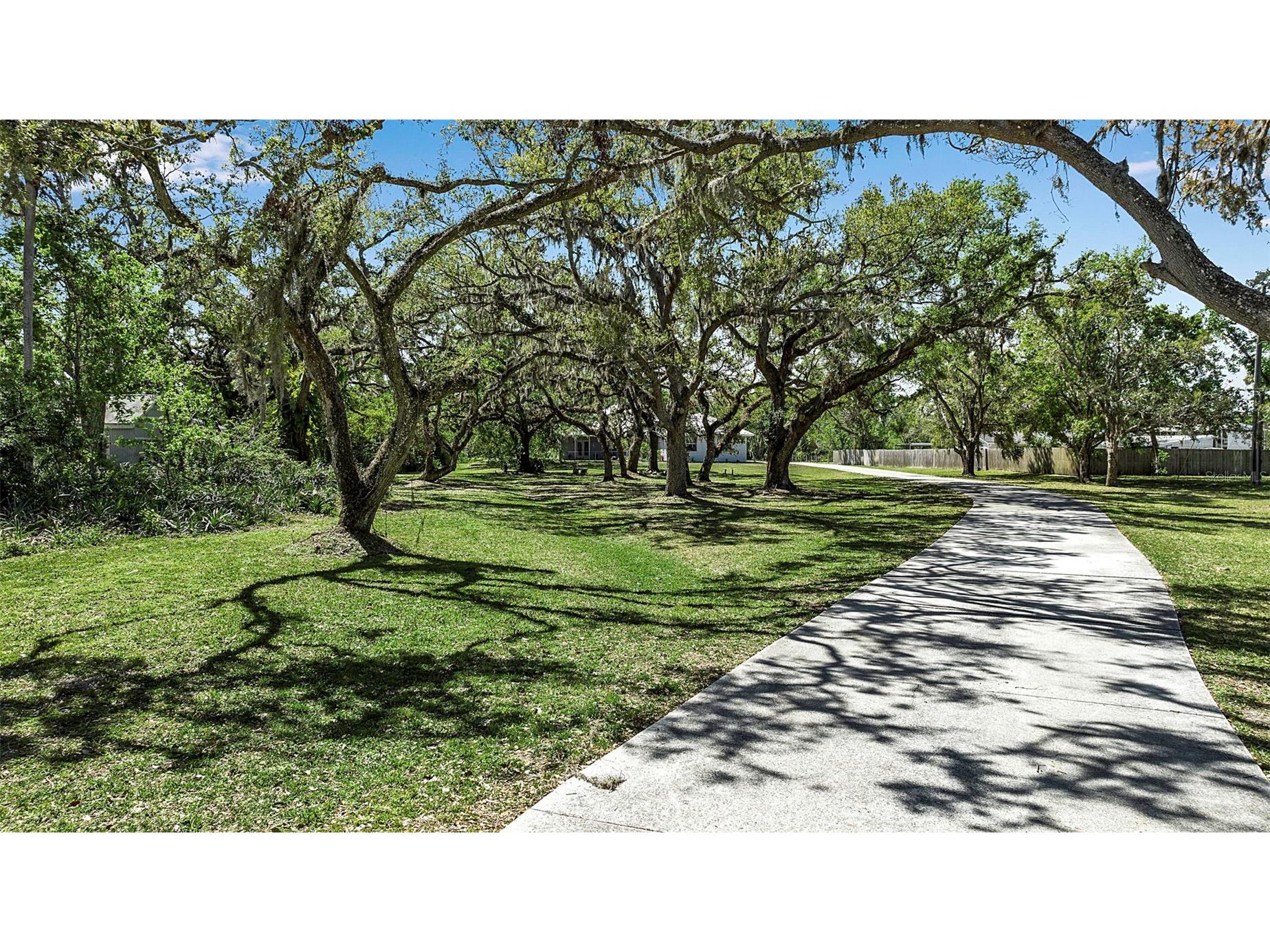 6510 24th Avenue E Bradenton FL 34208 A4643227 image1