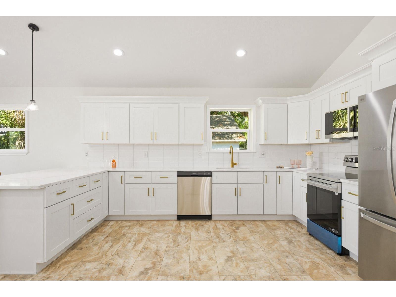 6510 E 23rd Avenue Tampa FL 33619 TB8498865 image5
