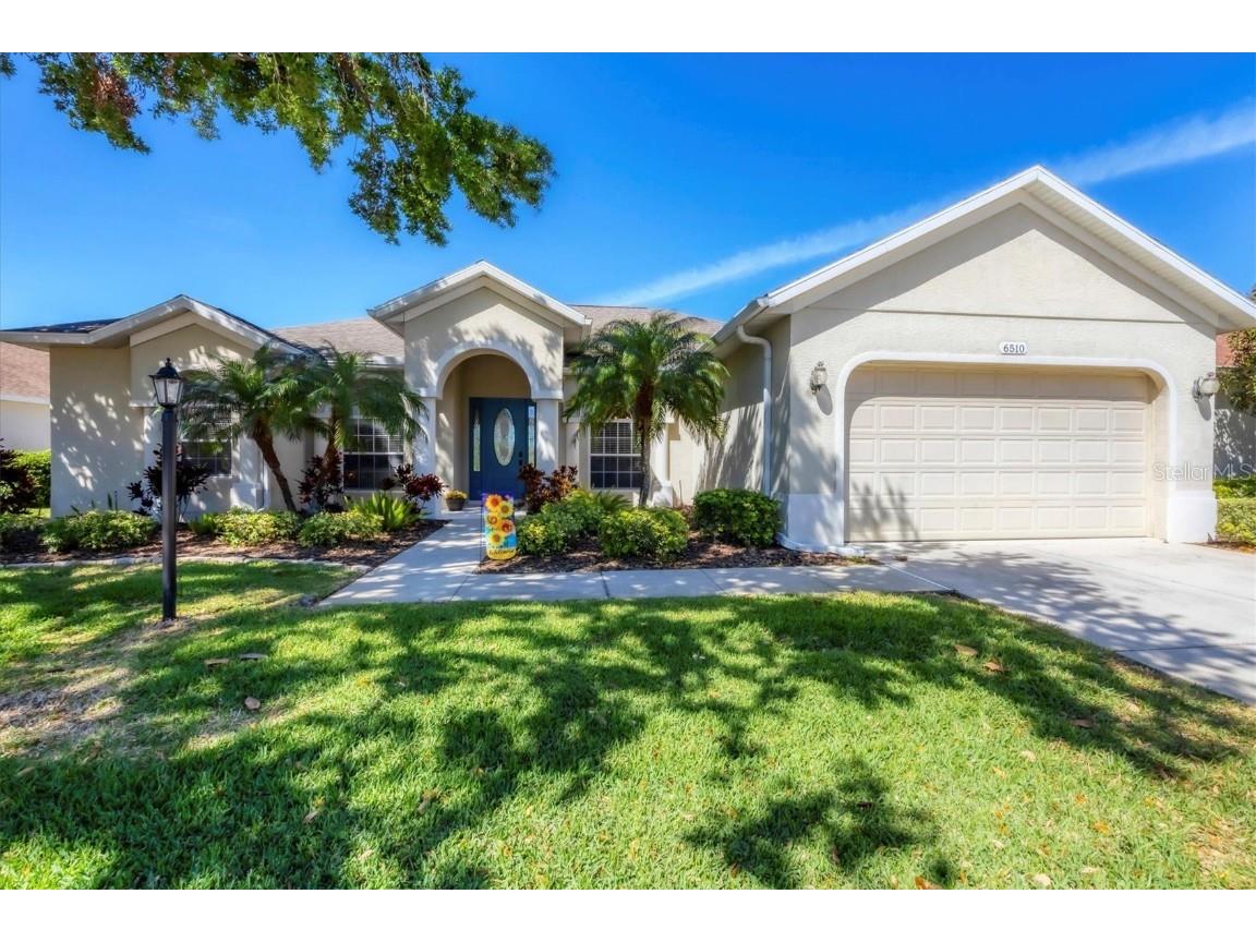 6510 Flycatcher Lane Lakewood Ranch FL 34202 A4646024 image1