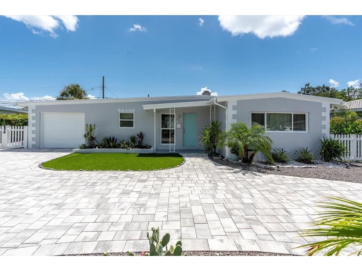 6511 10th Street N Saint Petersburg FL 33702 TB8396835 image1