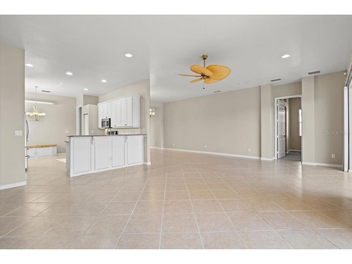 6511 43rd Court E Sarasota FL 34243 A4676546 image16