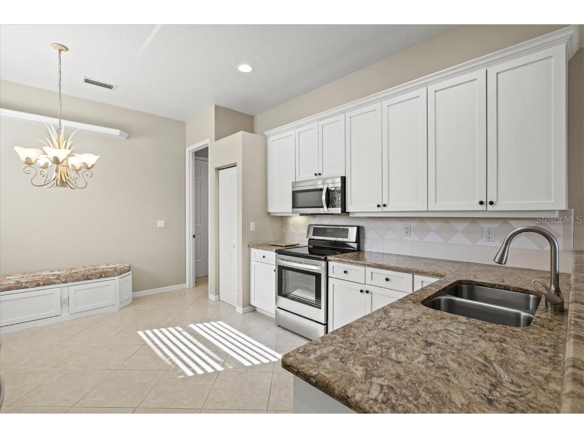 6511 43rd Court E Sarasota FL 34243 A4676546 image20