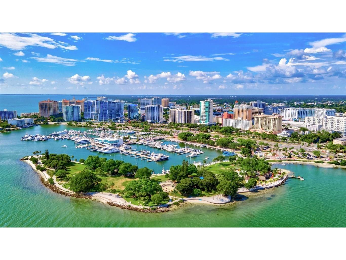 6511 43rd Court E Sarasota FL 34243 A4676546 image69