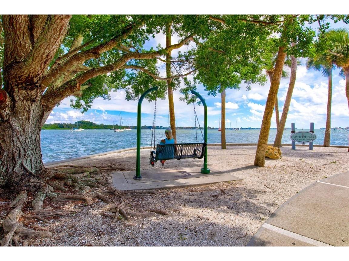 6511 43rd Court E Sarasota FL 34243 A4676546 image75