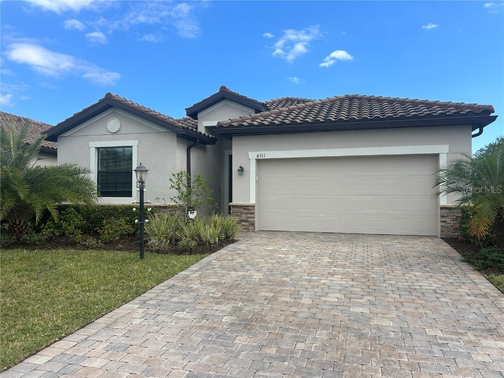 6511 Clairborne Lane Bradenton FL 34211 A4670022 image1