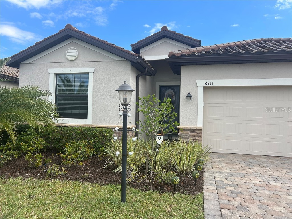 6511 Clairborne Lane Bradenton FL 34211 A4670022 image2