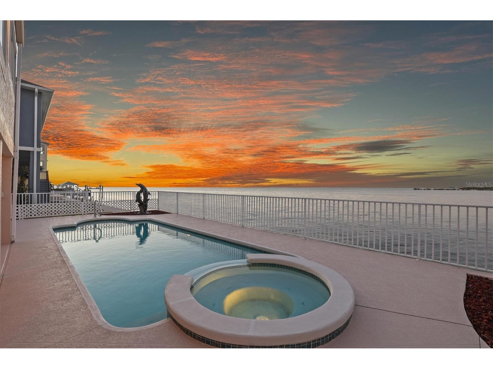 6511 Driftwood Drive Hudson FL 34667 - 60 FEET ON THE GULF! W7883278 image5