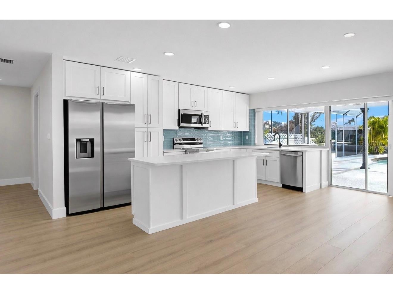 6511 Santiago Court Apollo Beach FL 33572 TB8480678 image8