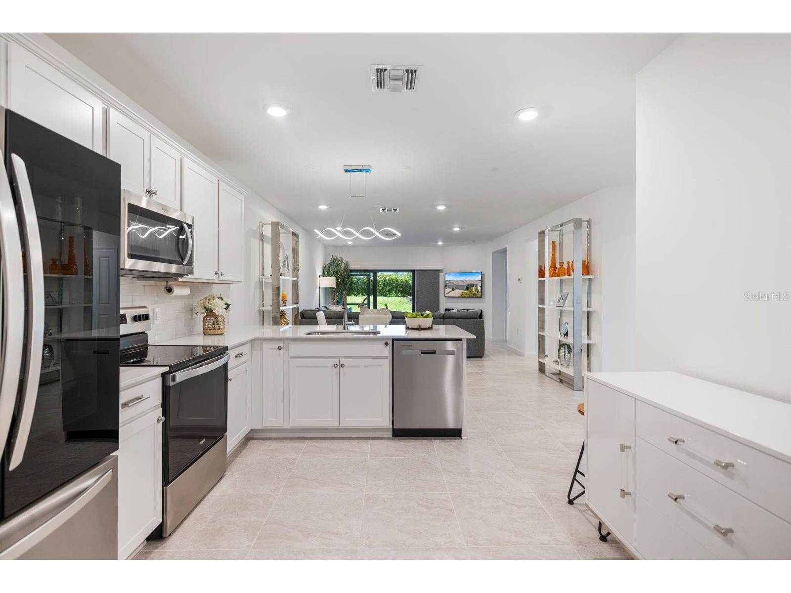 6511 Silverstar Drive Sarasota FL 34240 A4663601 image16