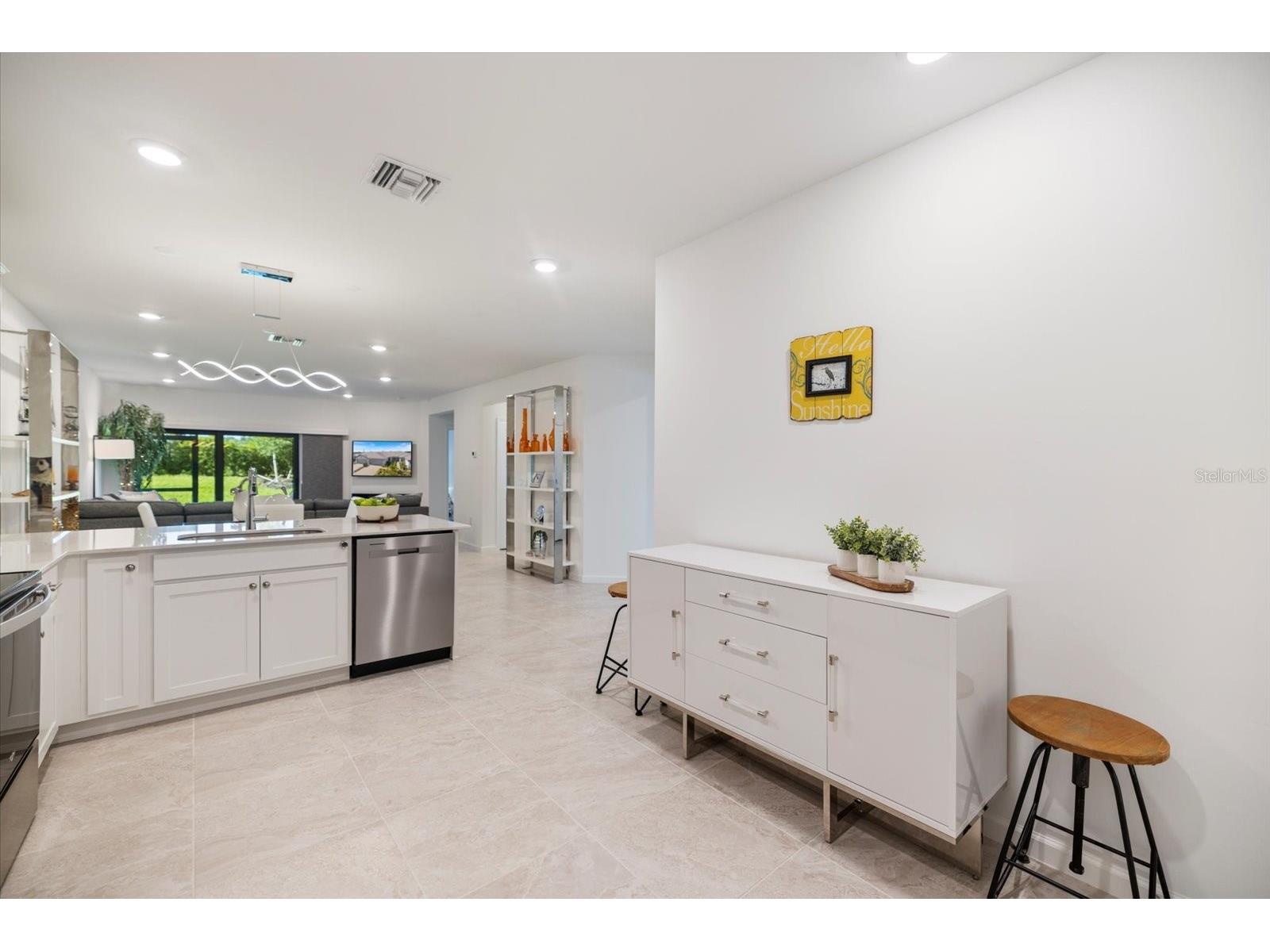 6511 Silverstar Drive Sarasota FL 34240 A4685176 image39