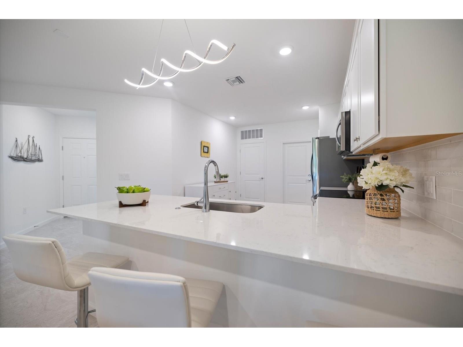 6511 Silverstar Drive Sarasota FL 34240 A4685176 image40