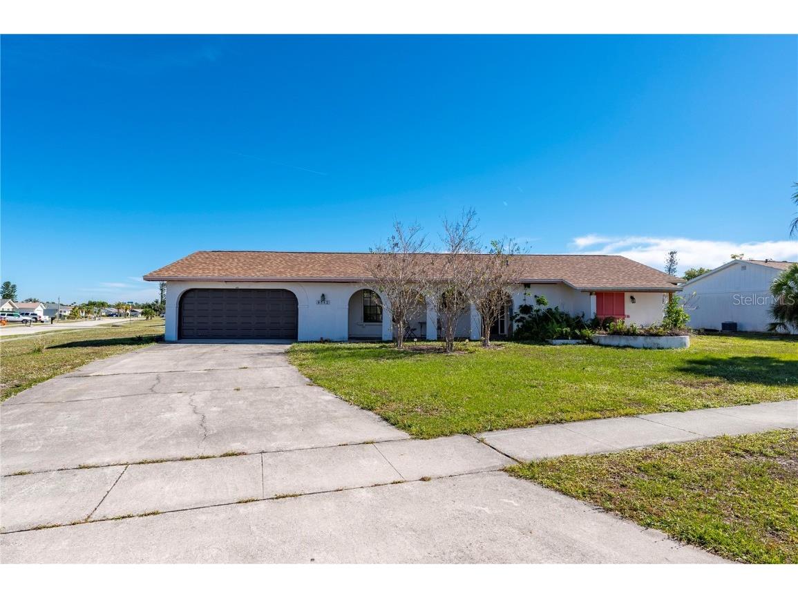 6512 Coliseum Boulevard Port Charlotte FL 33981 C7484586 image1