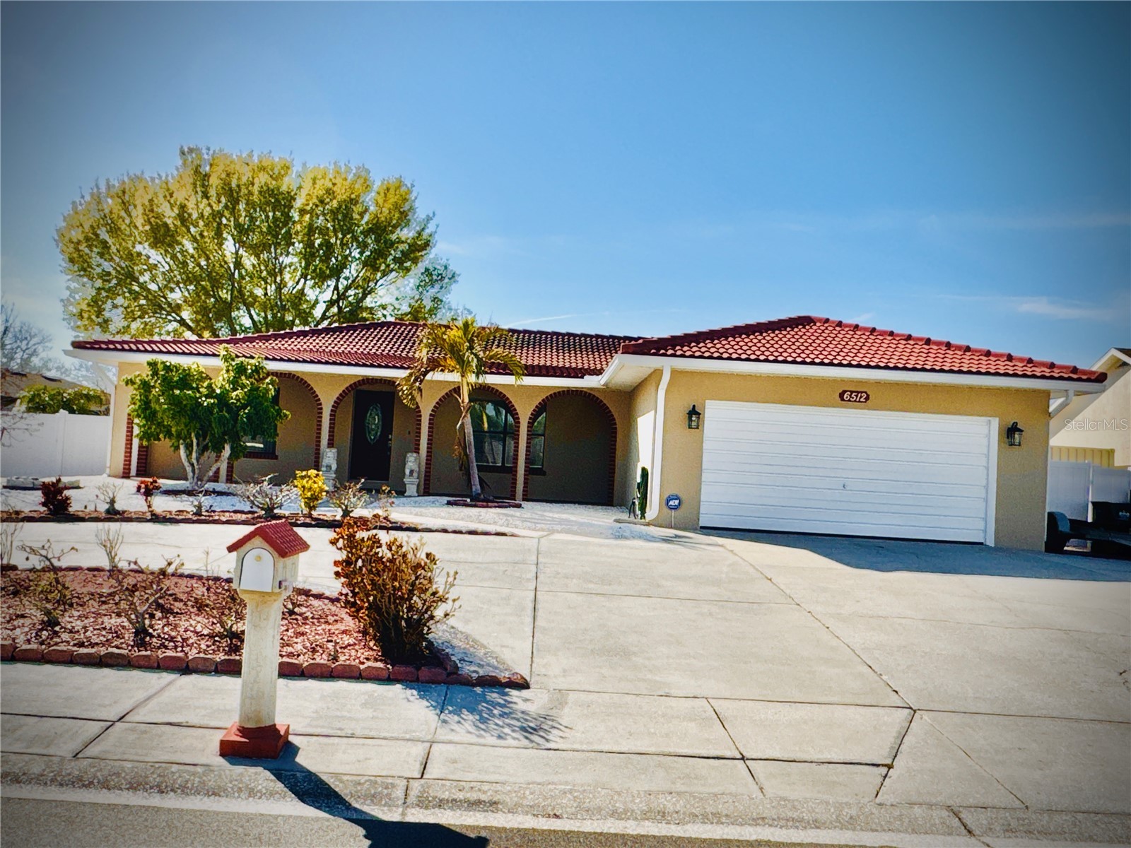 6512 Manila Palm Way Apollo Beach FL 33572 TB8476816 image2