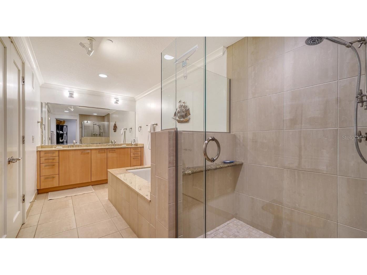 6512 Midnight Pass Road #206 Sarasota FL 34242 - GULF OF MEXICO A4640499 image22