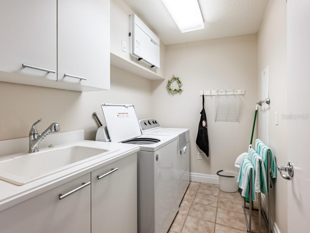 6512 Midnight Pass Road #303 Sarasota FL 34242 A4652317 image27