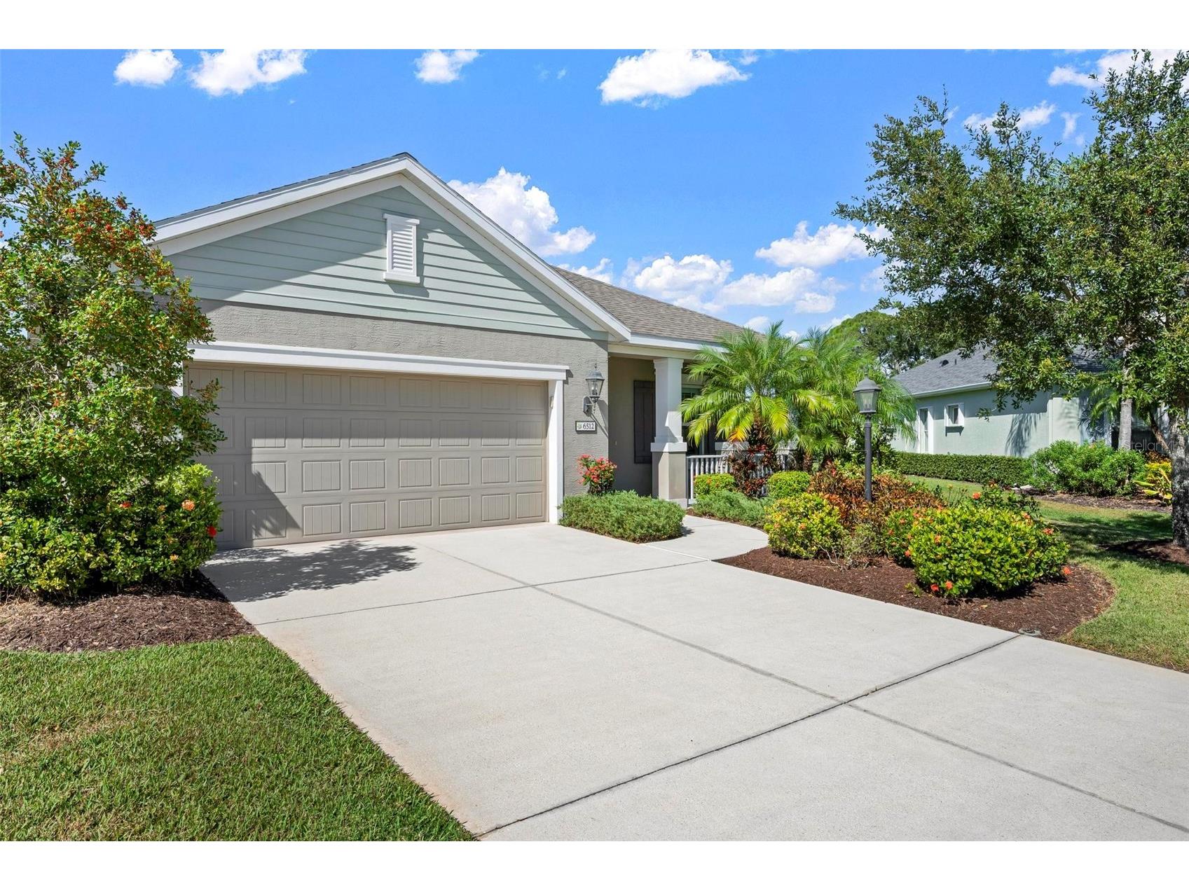 6512 Palm Leaf Court Sarasota FL 34243 A4671196 image1