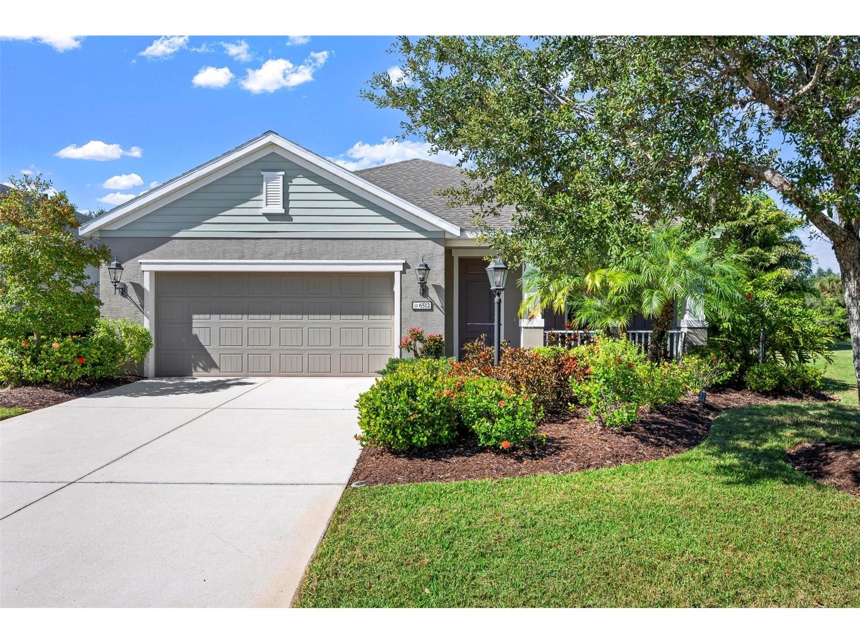 6512 Palm Leaf Court Sarasota FL 34243 A4671196 image2