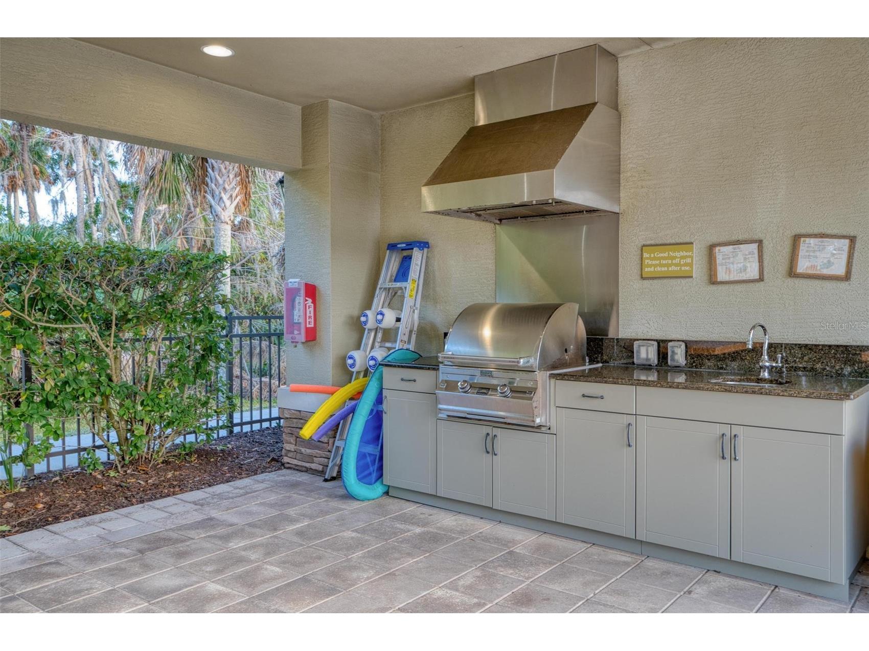 6512 Palm Leaf Court Sarasota FL 34243 A4671196 image50