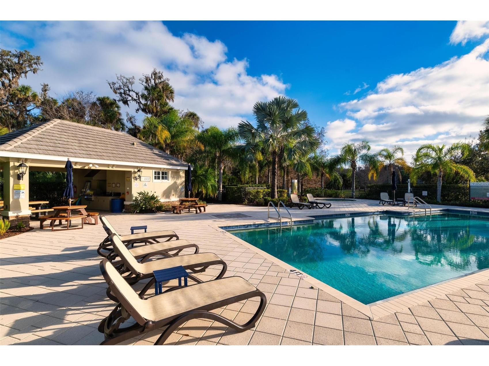 6512 Palm Leaf Court Sarasota FL 34243 A4671196 image52